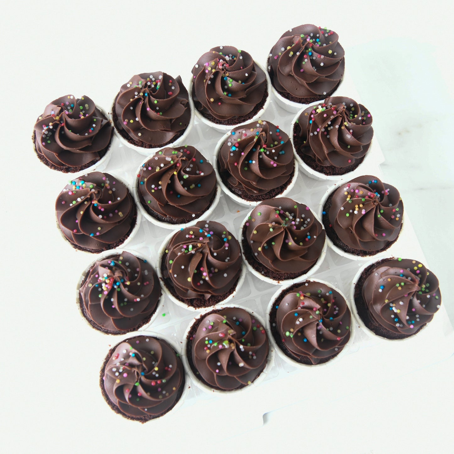 Bundle of 2 Chocolate Mini Cupcakes 16 pcs Set | $88 Nett