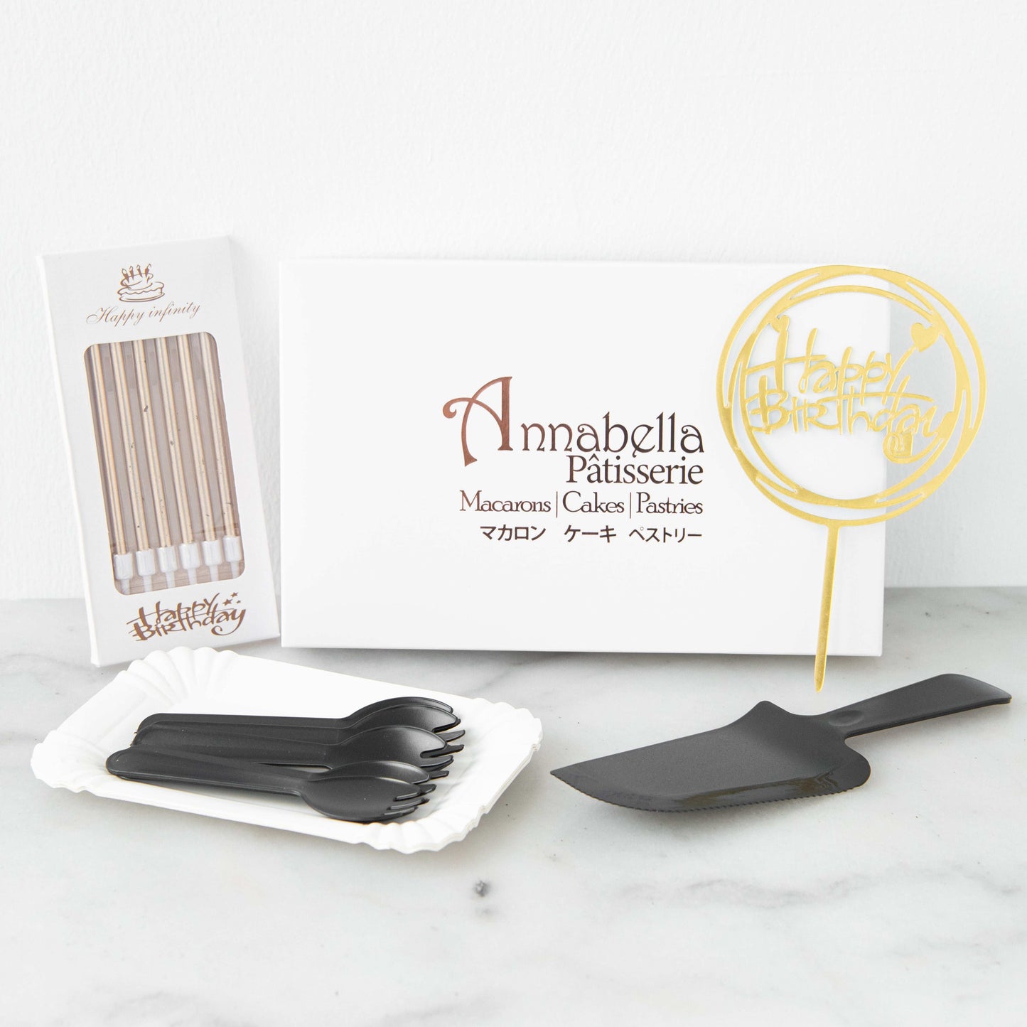 Bundle Set | Cookies & Cream Cake Petite + 6pcs C1 Macarons | $39.90 Nett