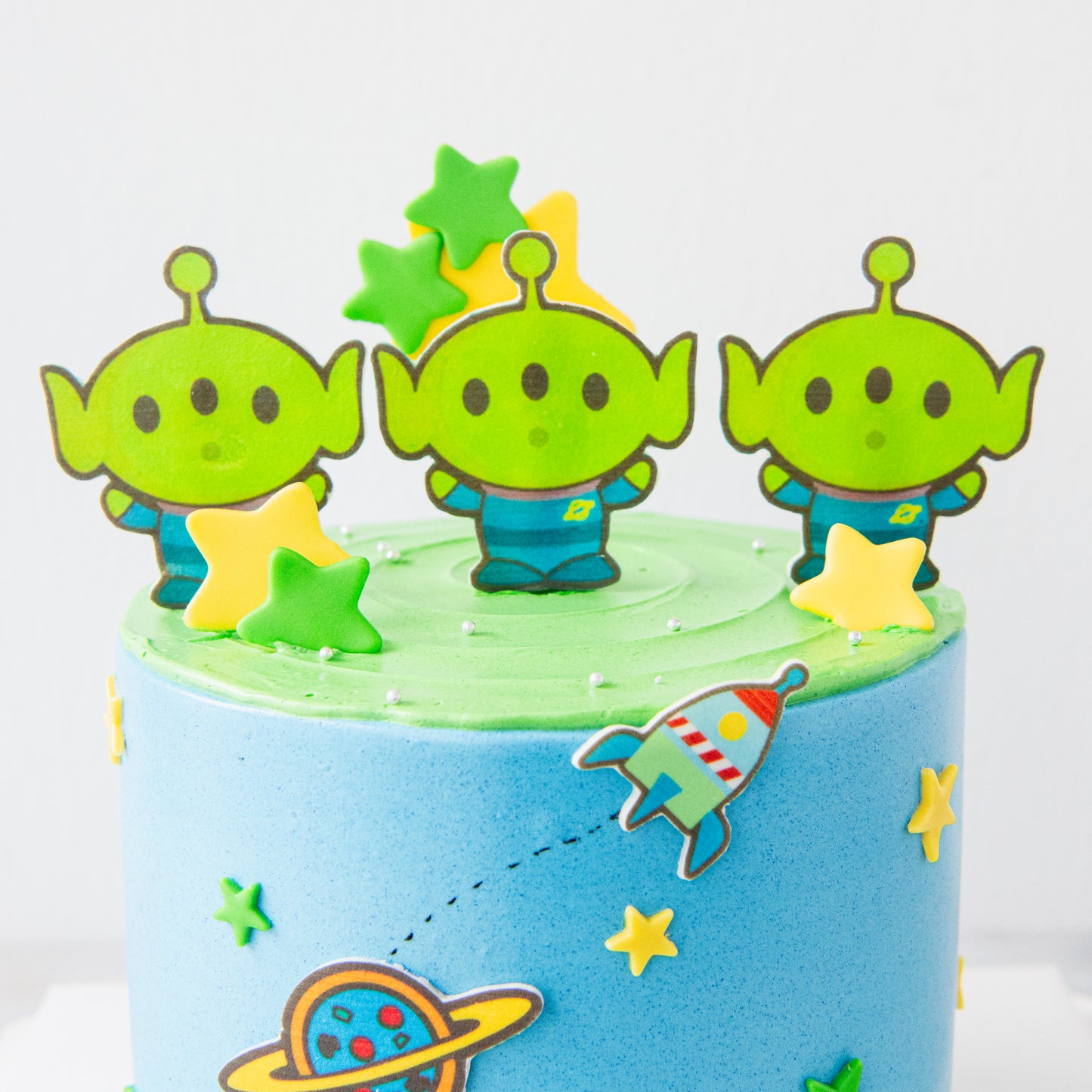 Disney Pixar Toy Story Aliens Cake 6'' | $158 Nett