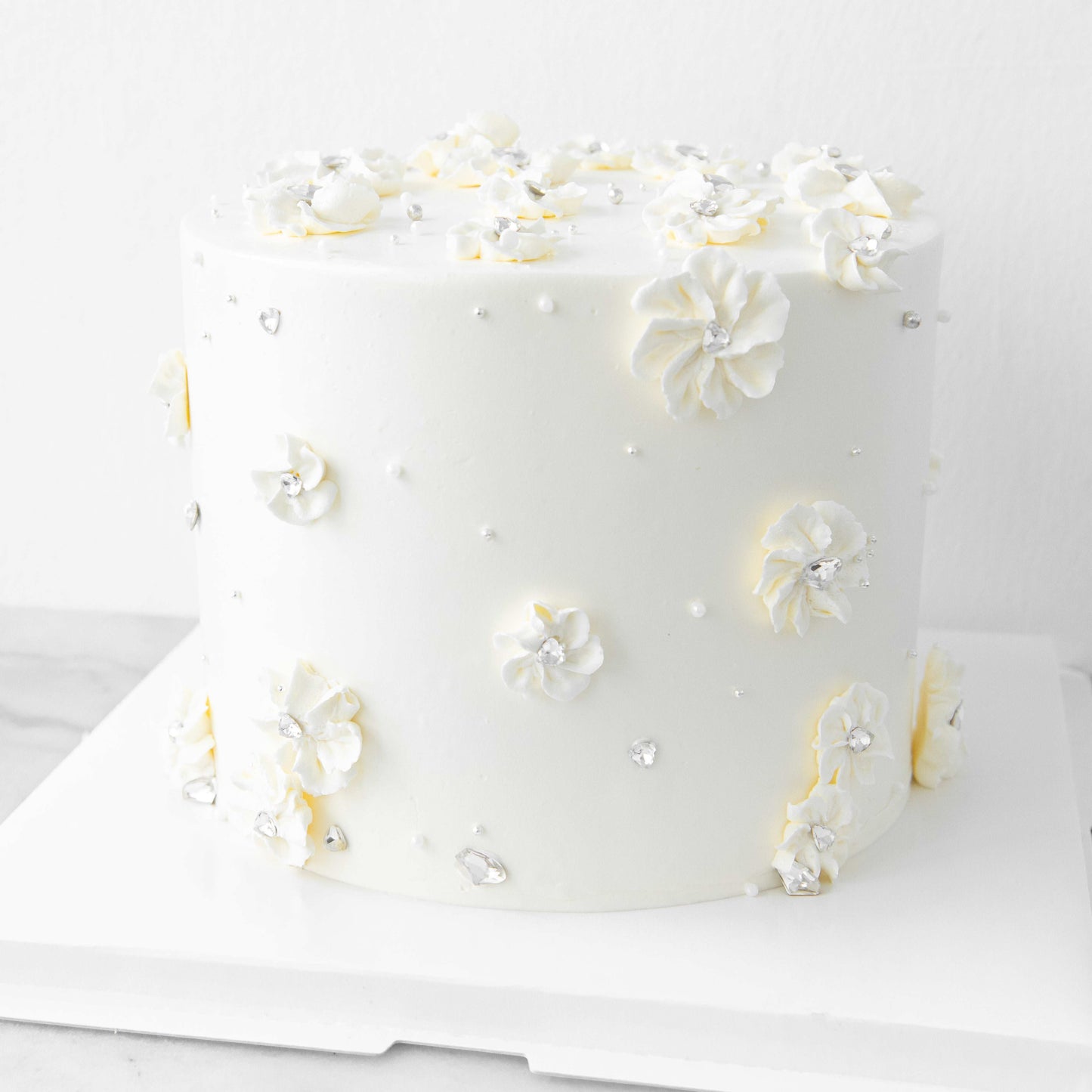 Customized Cake -White Theme Floral Cake