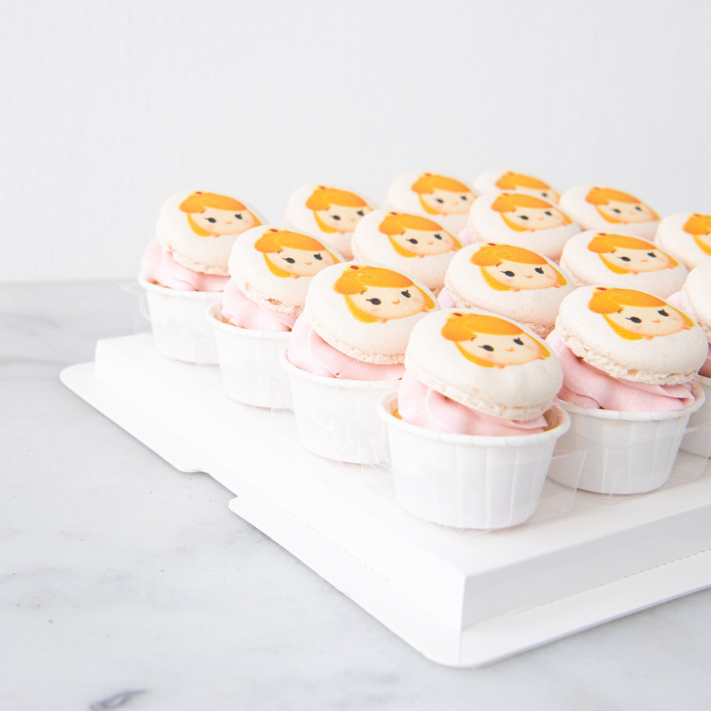 Disney Princess Aurora 16pcs Cupcake | u.p $88.80