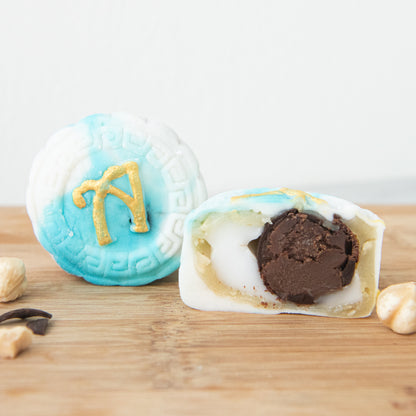 Happy Mid Autumn | Limited Edition Snowskin Truffle Mooncakes 4+4 pcs set | $38.80 (U.P $88.00)
