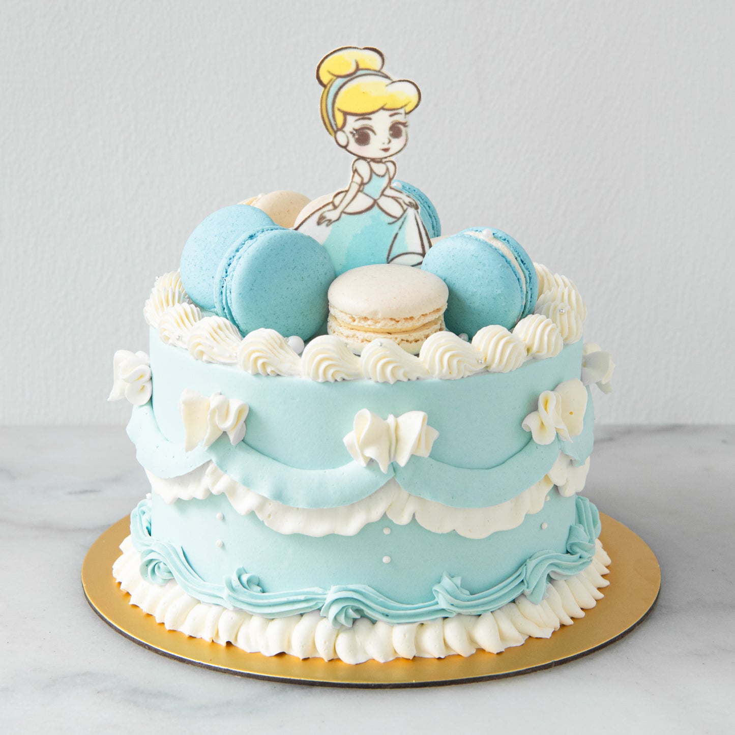 Disney Princess Cinderella Cake 6'' | (U.P $228.00)