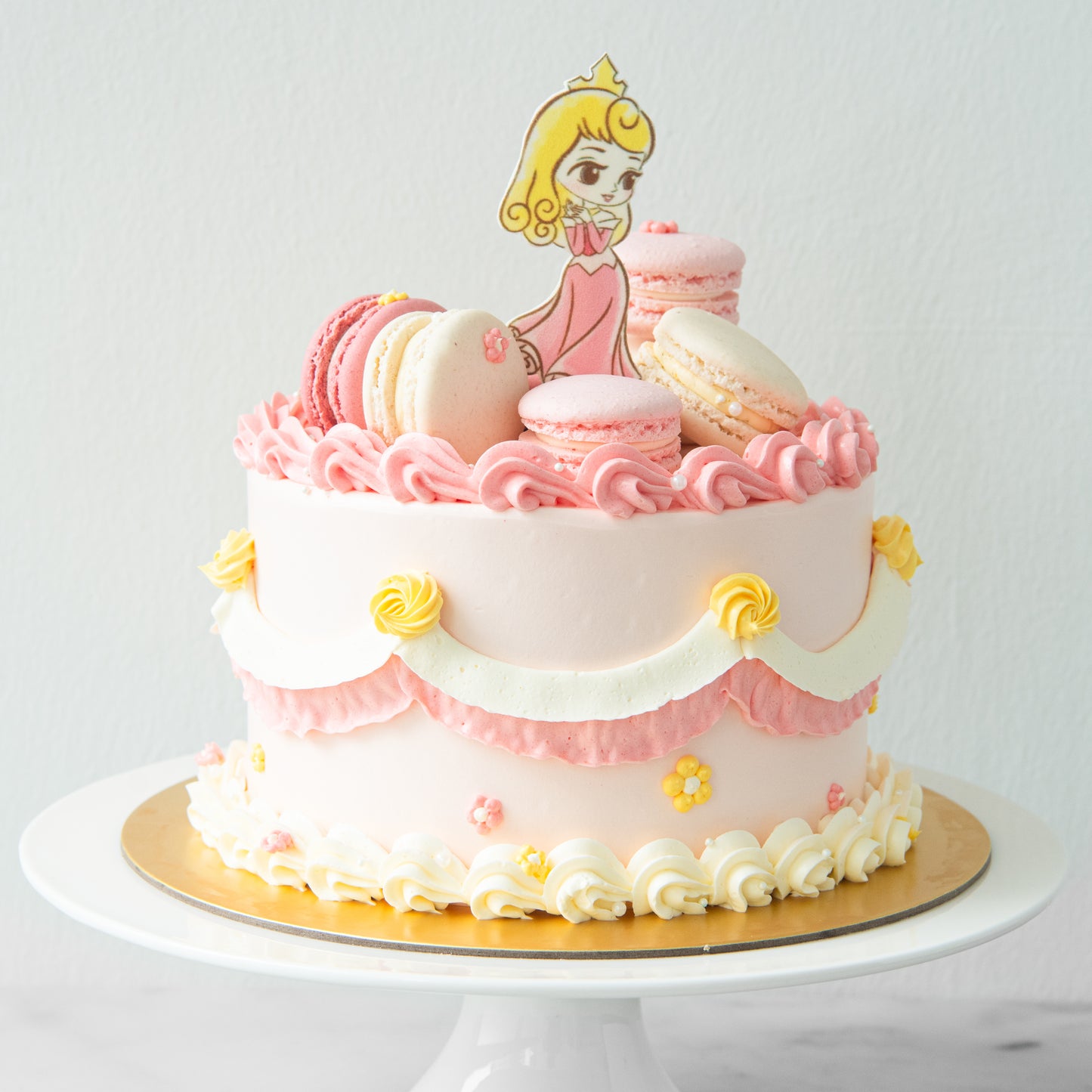 Disney Princess Aurora Cake 6'' | (U.P $228.00)