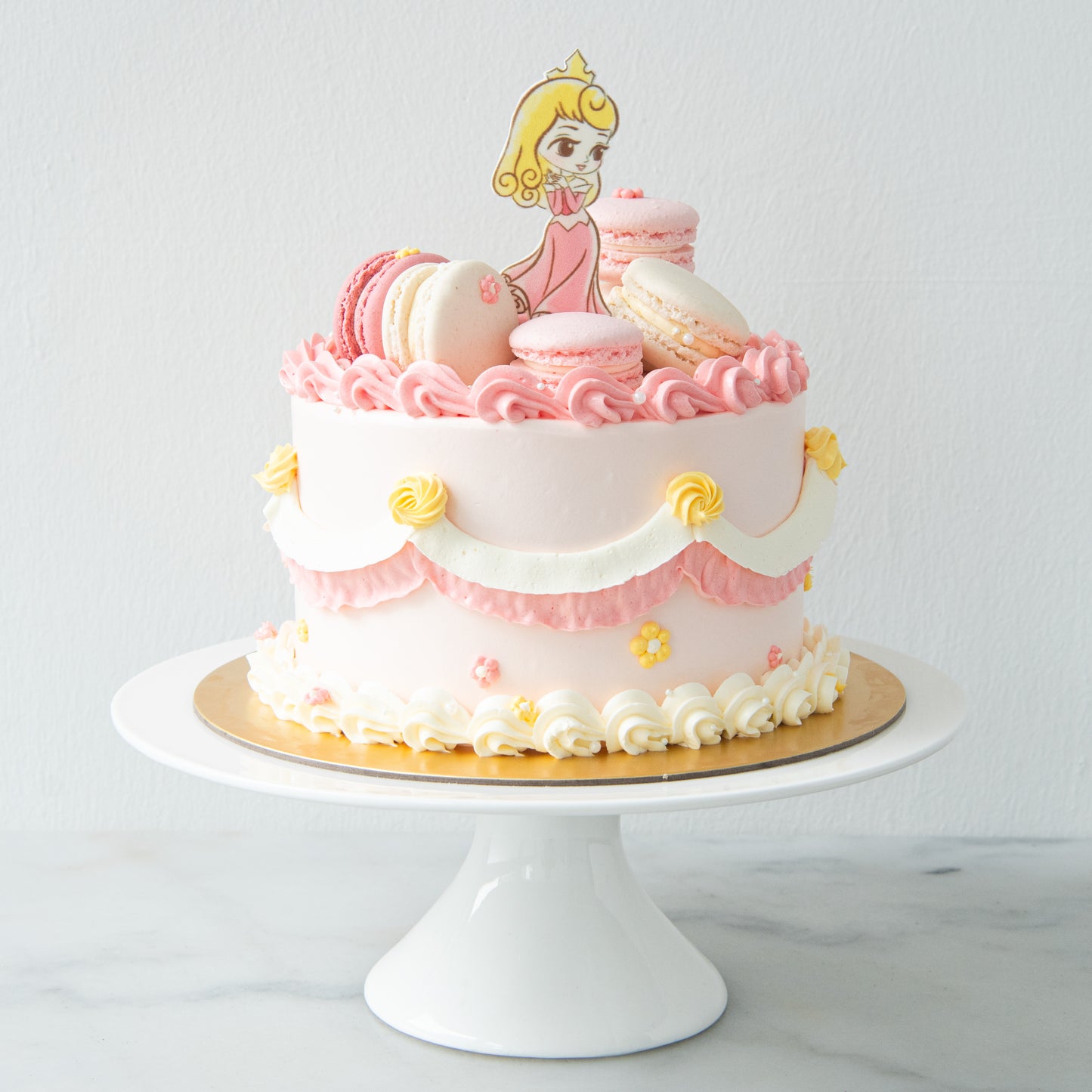 Disney Princess Aurora Cake 6'' | (U.P $228.00)