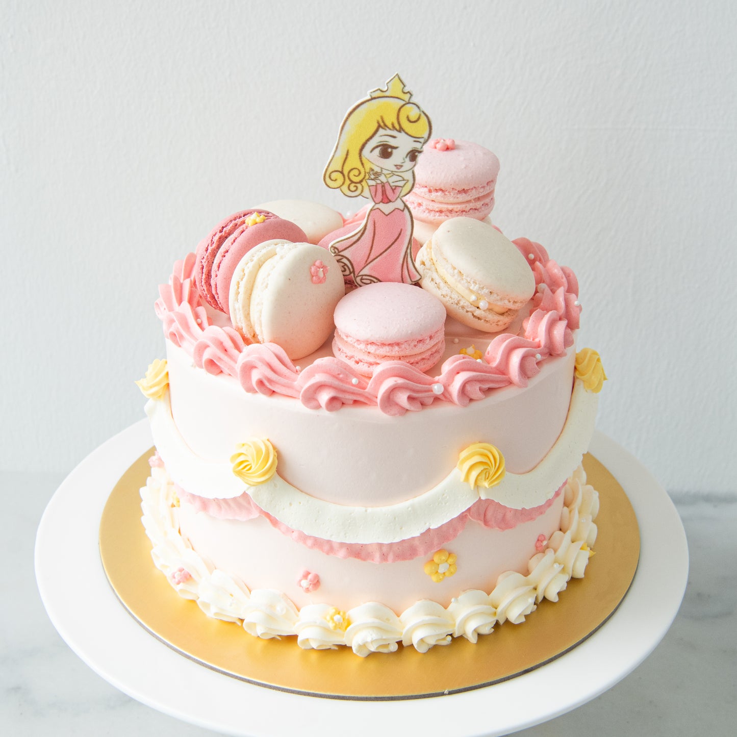 Disney Princess Aurora Cake 6'' | (U.P $228.00)
