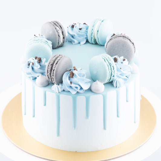 Cookies & Cream Cake Upsize (Including  6 pcs macarons)| U.P $80.00