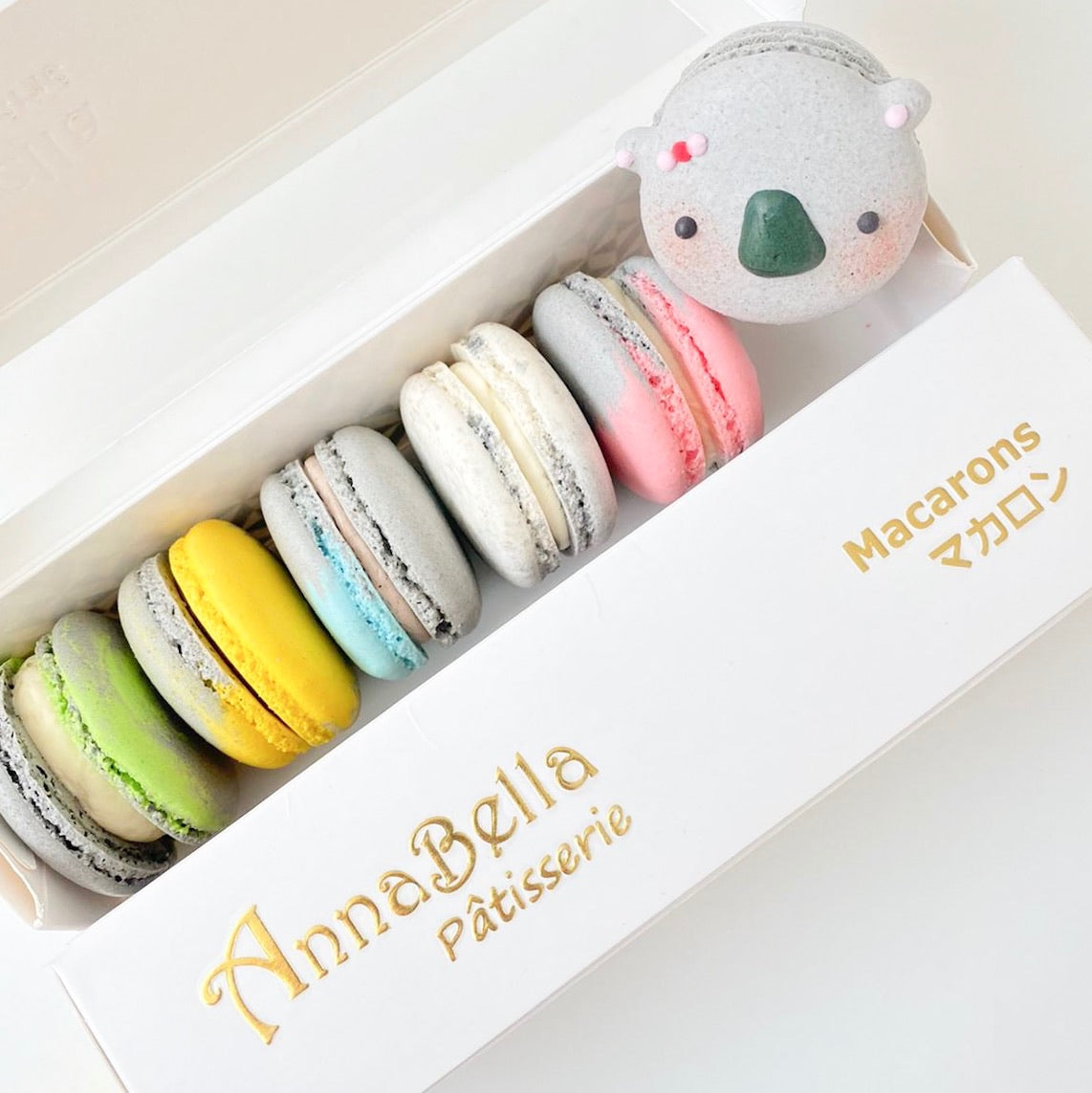 6PCS Macarons in Gift Box (Marvelous 2) | (U.P $30.90)