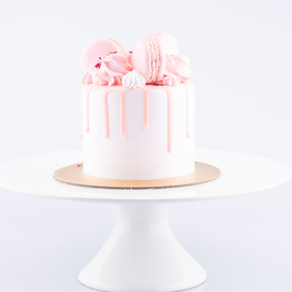 Bundle Set | Lychee Rose Cake Petite + 6pcs C1 Macarons | $39.90 Nett