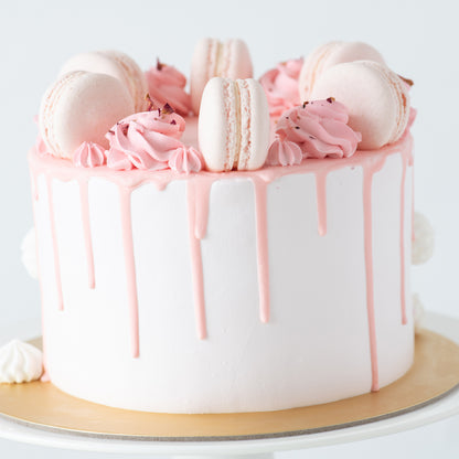 Lychee Rose Cake Upsize (Including  6 pcs macarons)| U.P $80.00