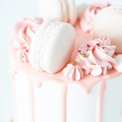Bundle Set | Lychee Rose Cake Petite + 6pcs C1 Macarons | $39.90 Nett