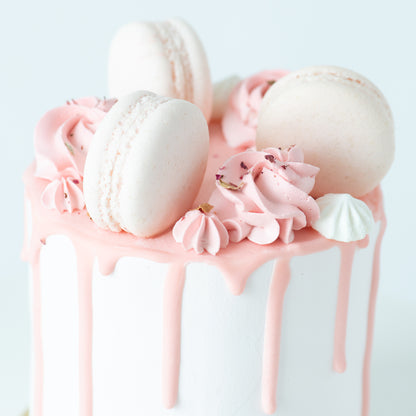 Bundle Set | Lychee Rose Cake Petite + 6pcs C1 Macarons | $39.90 Nett